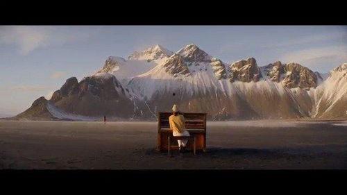 爆料冰岛最新消息新闻,火山喷发引发紧急疏散，旅游胜地面临挑战